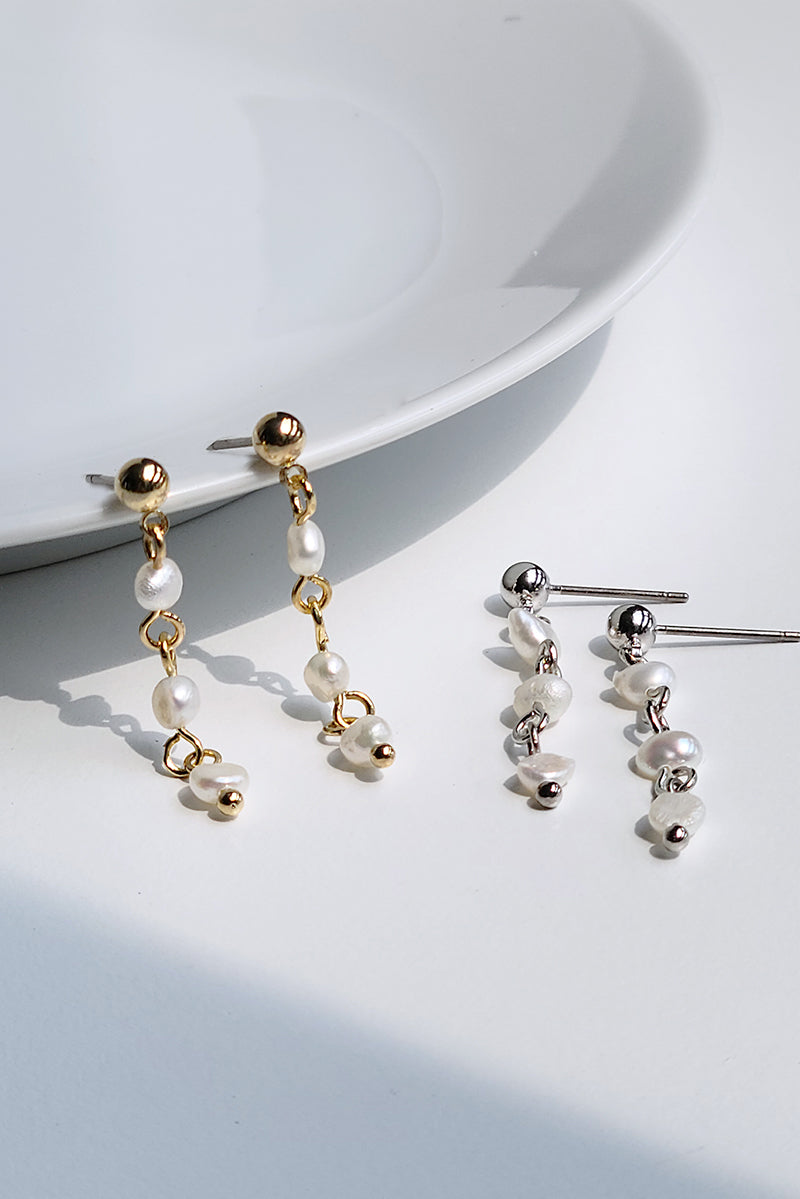 Mille Freshwater Pearl Drop Titanium Earrings
