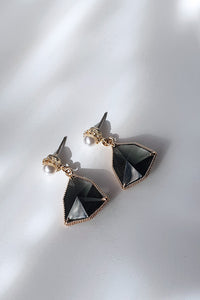 Black Tear of Pearl Earrings