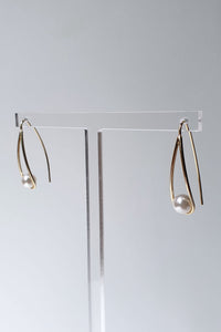 Madeleine Daily Simple Pearl Drop Allergy-Free Earrings