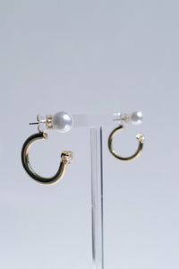 Nour Pearl Bold Earrings